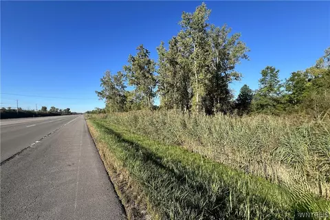 4798 Millersport Hwy, Amherst, NY 14051