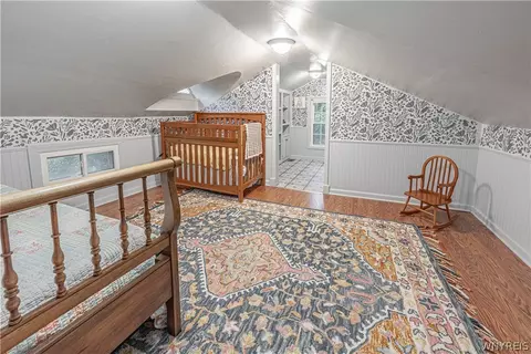 Bedroom - 6913 Bear Ridge Rd, Pendleton, NY 14120 photo 4 of 5