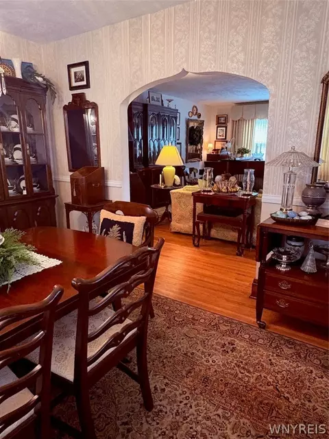 Dining - 41 Ambleside Dr, Lockport, NY 14094 photo 2 of 4