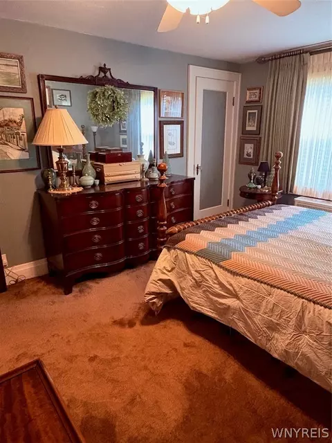 Bedroom - 41 Ambleside Dr, Lockport, NY 14094 photo 3 of 5