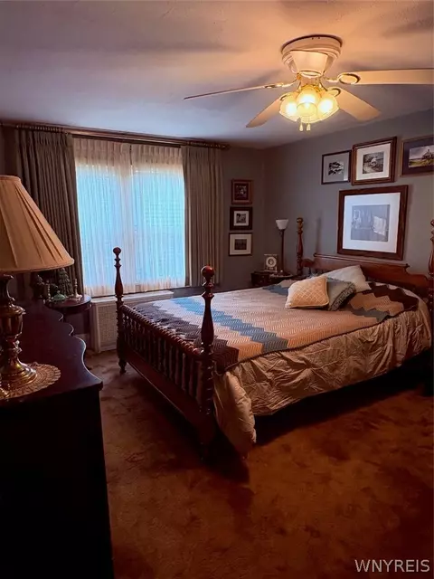 Bedroom - 41 Ambleside Dr, Lockport, NY 14094 photo 2 of 5