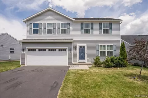 102 Florence Ln, Amherst, NY 14228