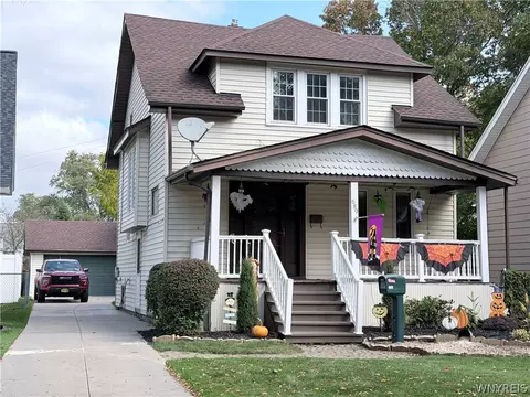 689 Mckinley Pkwy, Buffalo, NY 14220