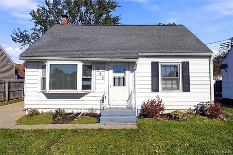 868 Cleveland Dr, Cheektowaga, NY 14225