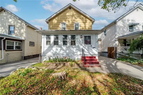 172 Downing St, Buffalo, NY 14220