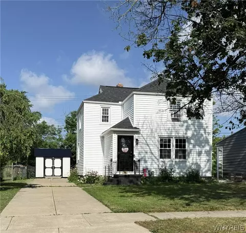 18 Saint Martins Pl, Buffalo, NY 14220