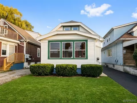 129 Clarence Ave, Buffalo, NY 14215