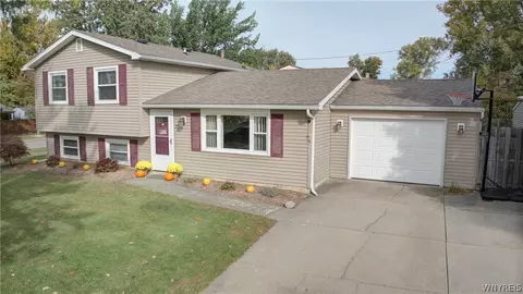 26 Madeira Dr, Depew, NY 14043