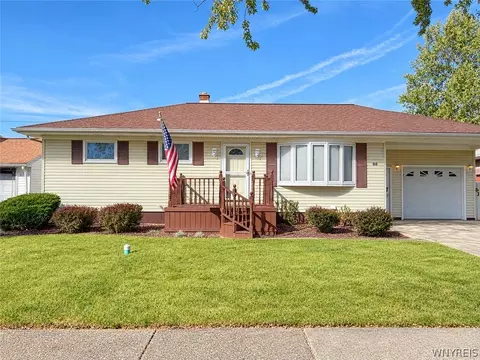 88 Alliger Dr, Tonawanda, NY 14150