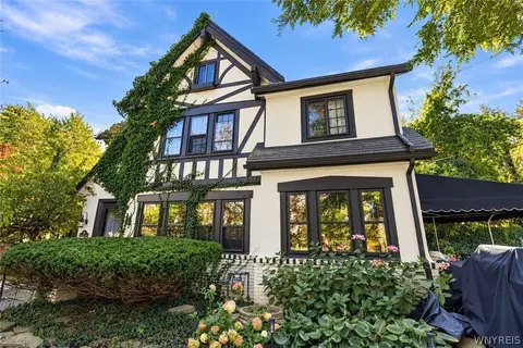 132 Cleveland Ave, Buffalo, NY 14222
