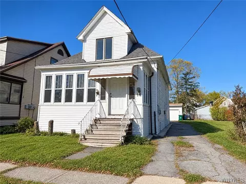 14 Schreck Ave, Buffalo, NY 14215