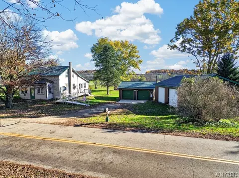 7547 Lamont Rd, Portageville, NY 14536