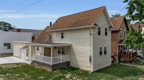317 Robinson St, North Tonawanda, NY 14120
