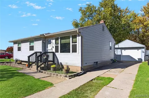 262 Mcnaughton Ave, Cheektowaga, NY 14225