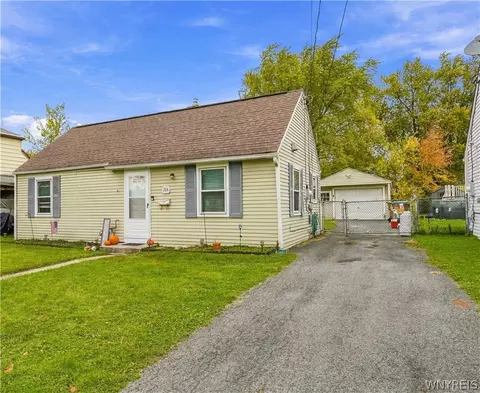 208 Northcrest Ave, Cheektowaga, NY 14225