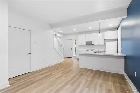 Entry Way - 57 Hoffman, Buffalo, NY 14207 photo 3 of 6