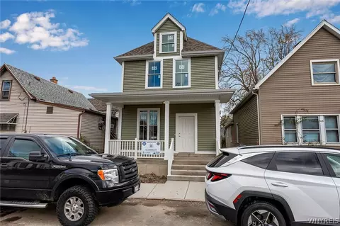 Exterior - 57 Hoffman, Buffalo, NY 14207 photo 2 of 3