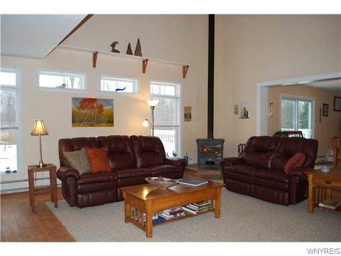 1740 Bailey Rd, Aurora, NY 14052 photo 3