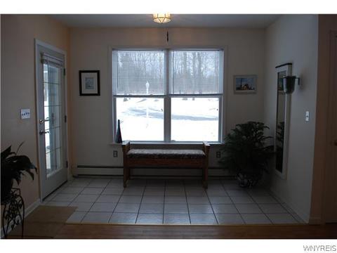 1740 Bailey Rd, Aurora, NY 14052 photo 2