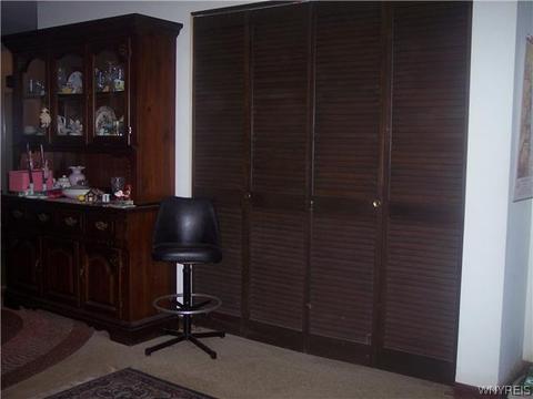 6932 Versailles Rd, Evans, NY 14047 photo 6