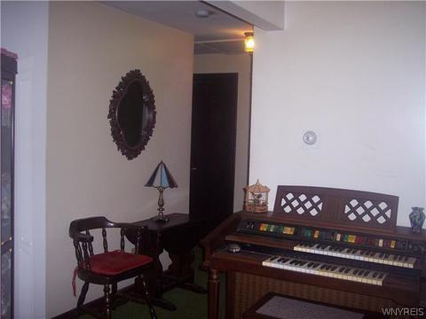 6932 Versailles Rd, Evans, NY 14047 photo 5