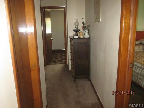 18 Domedion Ave, Buffalo, NY 14211 photo 12