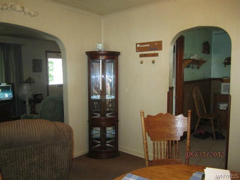 18 Domedion Ave, Buffalo, NY 14211 photo 5