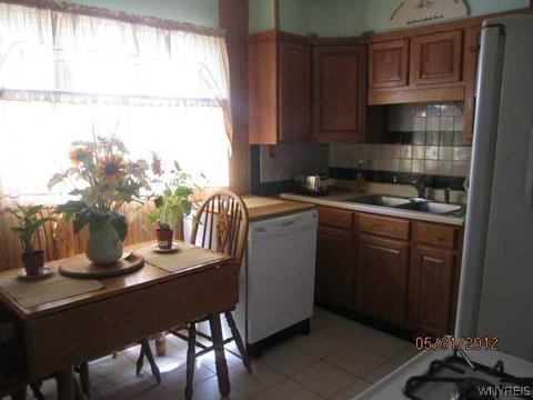 18 Domedion Ave, Buffalo, NY 14211 photo 6