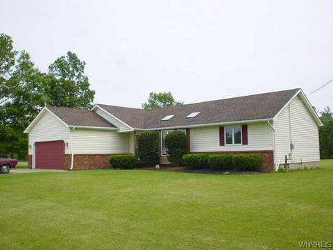 5822 Fisk Rd, Pendleton, NY 14094 photo 1
