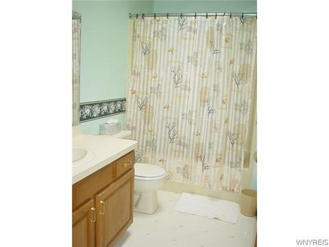 5822 Fisk Rd, Pendleton, NY 14094 photo 14
