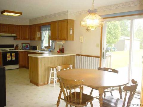5822 Fisk Rd, Pendleton, NY 14094 photo 6