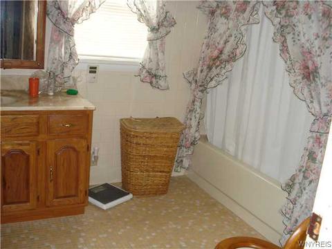 1225 Brook St, Olean, NY 14760 photo 9