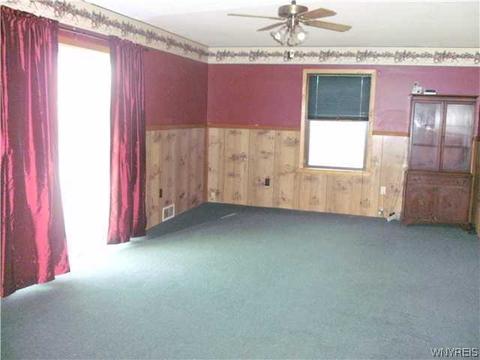 5500 Oakwood Dr, Pendleton, NY 14120 photo 9