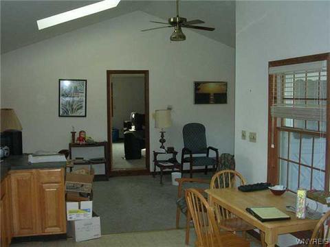 6633 Wayne Dr, Evans, NY 14047 photo 6