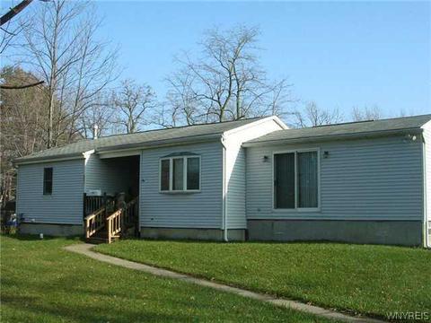 6633 Wayne Dr, Evans, NY 14047 photo 3