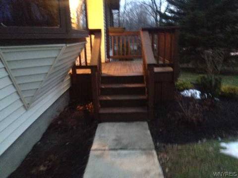 150 Potomac Ave, Evans, NY 14006 photo 8