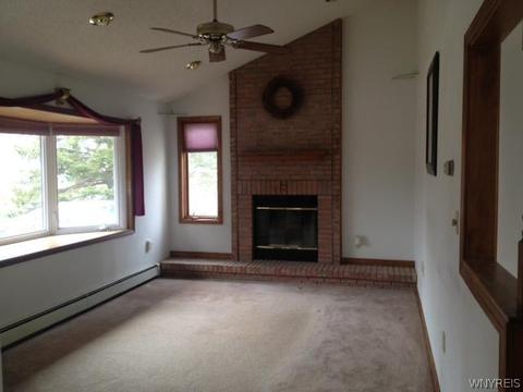 150 Potomac Ave, Evans, NY 14006 photo 3