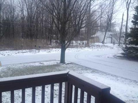 150 Potomac Ave, Evans, NY 14006 photo 9