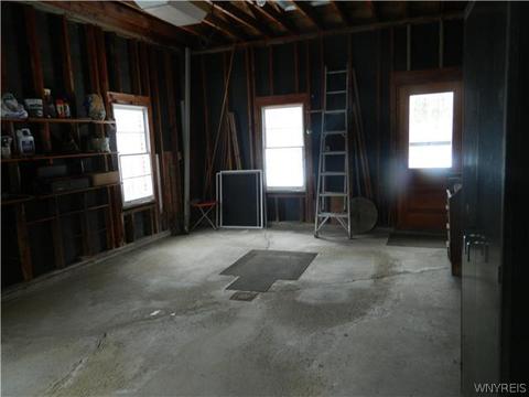 19 Allen St, Evans, NY 14006 photo 21