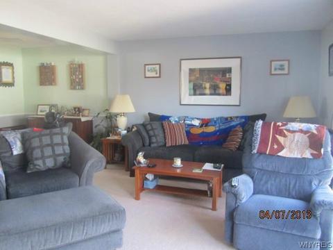 1293 Peppertree Dr, Evans, NY 14047 photo 4