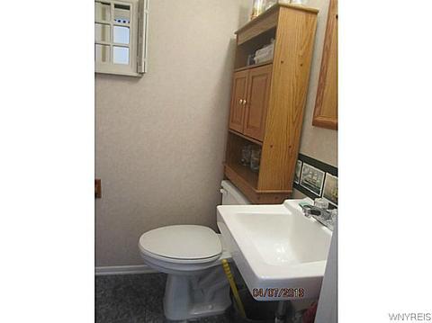 1293 Peppertree Dr, Evans, NY 14047 photo 13