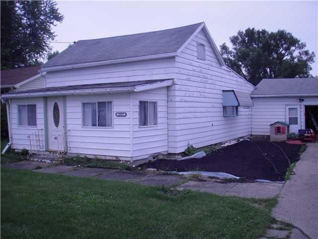 1557 E And West Rd, Buffalo, NY 14224 photo 1