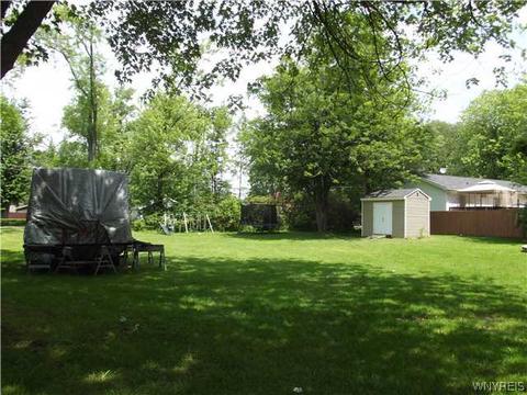 240 Kennedy Ave, Evans, NY 14006 photo 3
