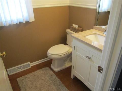 15 Hampton Ct, Lancaster, NY 14086 photo 15