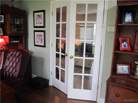 15 Hampton Ct, Lancaster, NY 14086 photo 4