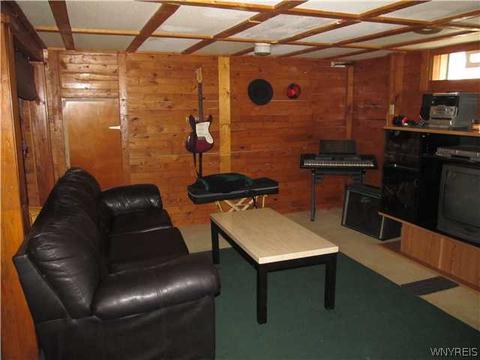 320 Wrexham Ct N, Tonawanda, NY 14150 photo 8