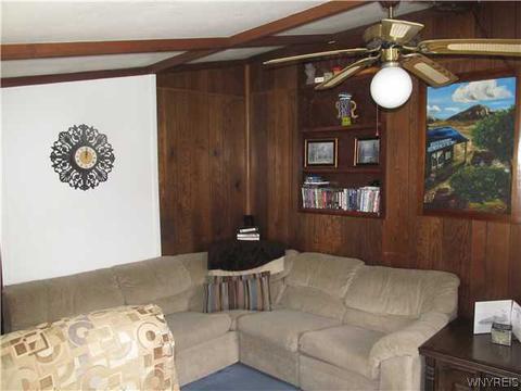320 Wrexham Ct N, Tonawanda, NY 14150 photo 6