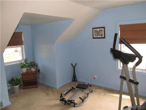 320 Wrexham Ct N, Tonawanda, NY 14150 photo 13