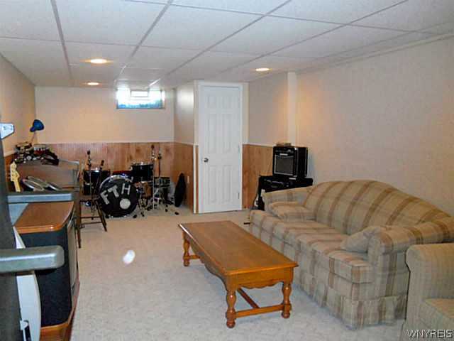 7000 Townline Rd, Wheatfield, NY 14120 photo 18