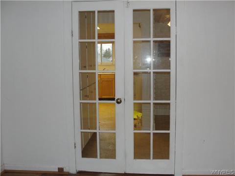 49 High St, Evans, NY 14006 photo 8